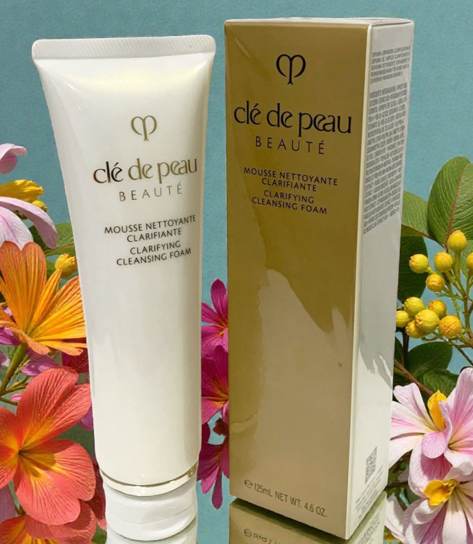 Cle De Peau Clarifying Cleansing Foam - Size 125mL / 4.6 Oz. NEW IN SEALED BOX