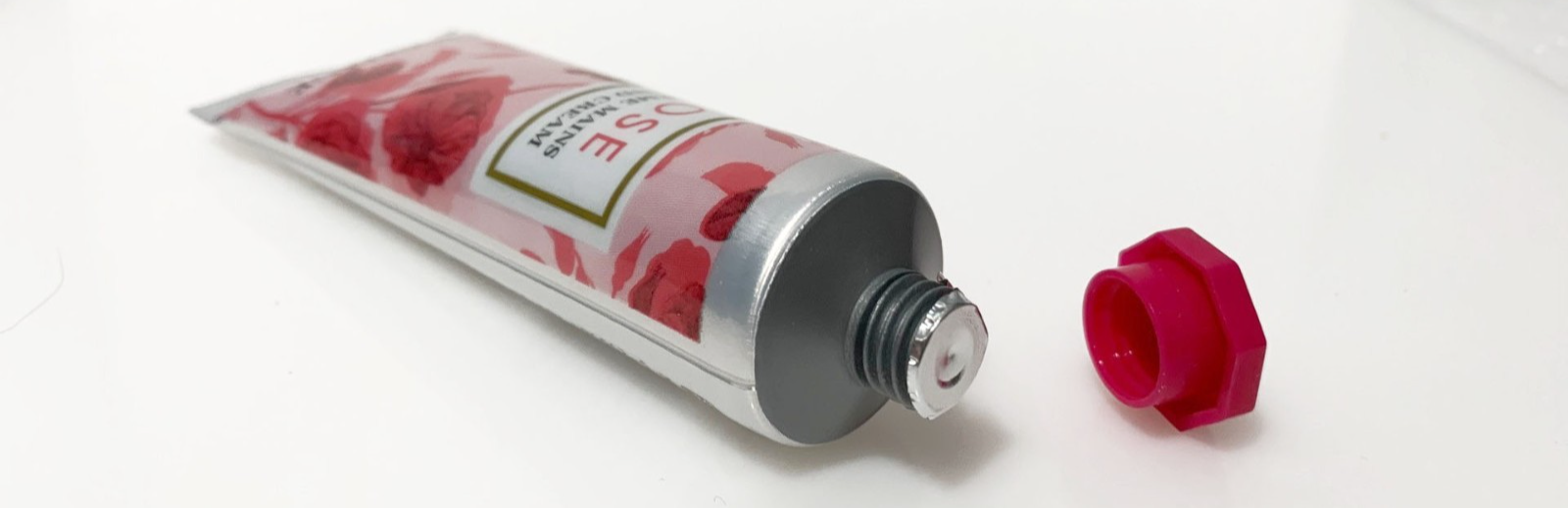 L’Occitane En Provence Shea Butter, Rose, Cherry Blossom Hand Cream 1oz Set of 4