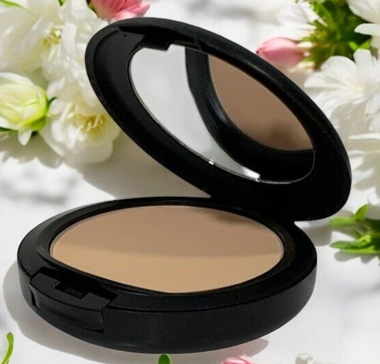 MAC Studio Fix Powder Plus Foundation Shade NC25 Full Size 15g / 0.52oz