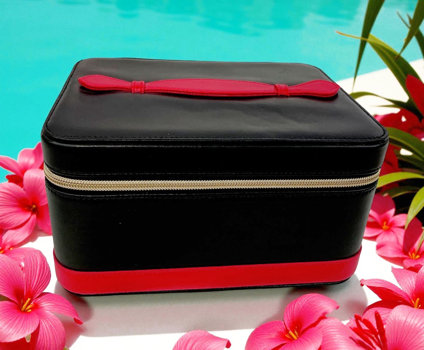 Shiseido New Leather Black/ Red Large Cosmetic Box Carrier With Mirror