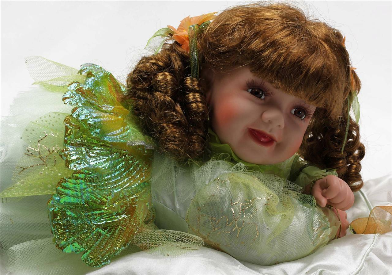 PORCELAIN BROWN HAIR CRAWLING FAIRY BABY 22" GREEN DRESS SILK BLANKET