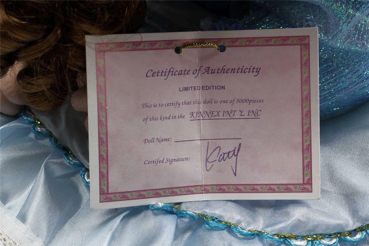 COLLECTIBLE CERAMIC BROWN HAIR CRAWLING FAIRY BABY DOLL IN BLUE 22"