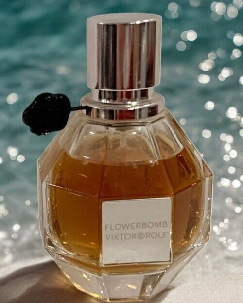 Viktor & Rolf Flowerbomb 1.7oz Women's Eau de Parfum 2018 Version Discontinued